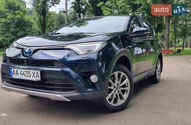Внедорожник / Кроссовер Toyota RAV4 2018 в Киеве
