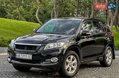 Внедорожник / Кроссовер Toyota RAV4 2011 в 