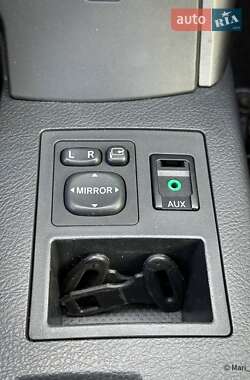 Внедорожник / Кроссовер Toyota RAV4 2011 в 
