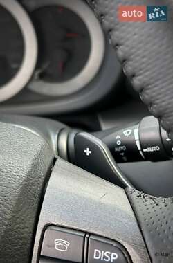 Внедорожник / Кроссовер Toyota RAV4 2011 в 
