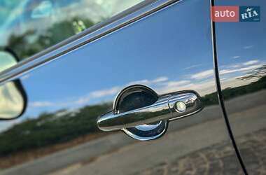 Внедорожник / Кроссовер Toyota RAV4 2011 в 