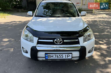 Внедорожник / Кроссовер Toyota RAV4 2009 в 