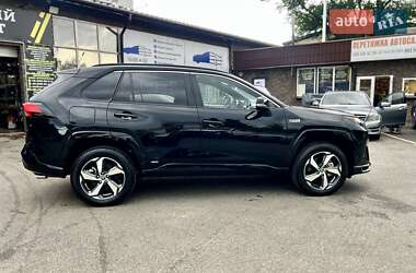Внедорожник / Кроссовер Toyota RAV4 2023 в 