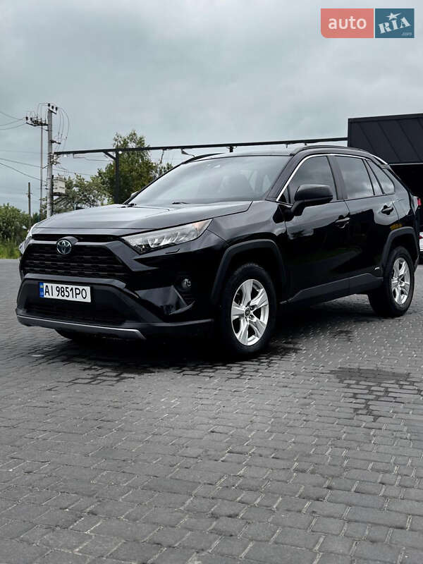 Toyota RAV4 2021