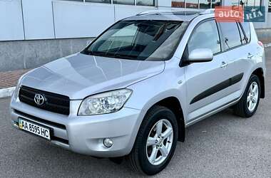 Внедорожник / Кроссовер Toyota RAV4 2008 в Киеве