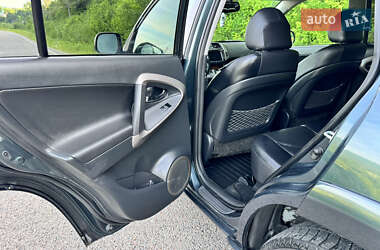 Позашляховик / Кросовер Toyota RAV4 2006 в Турці
