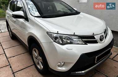 Позашляховик / Кросовер Toyota RAV4 2012 в Тячеві