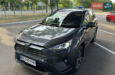 Позашляховик / Кросовер Toyota RAV4 2022 в Миколаєві