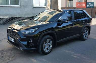 Позашляховик / Кросовер Toyota RAV4 2023 в Вінниці