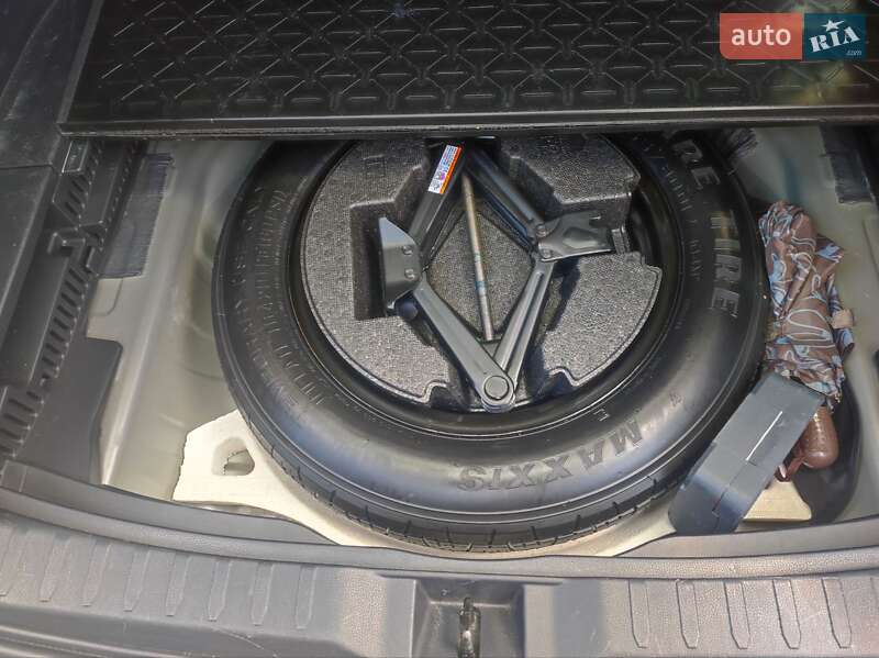 Внедорожник / Кроссовер Toyota RAV4 2021 в Умани