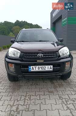 Внедорожник / Кроссовер Toyota RAV4 2000 в Ивано-Франковске