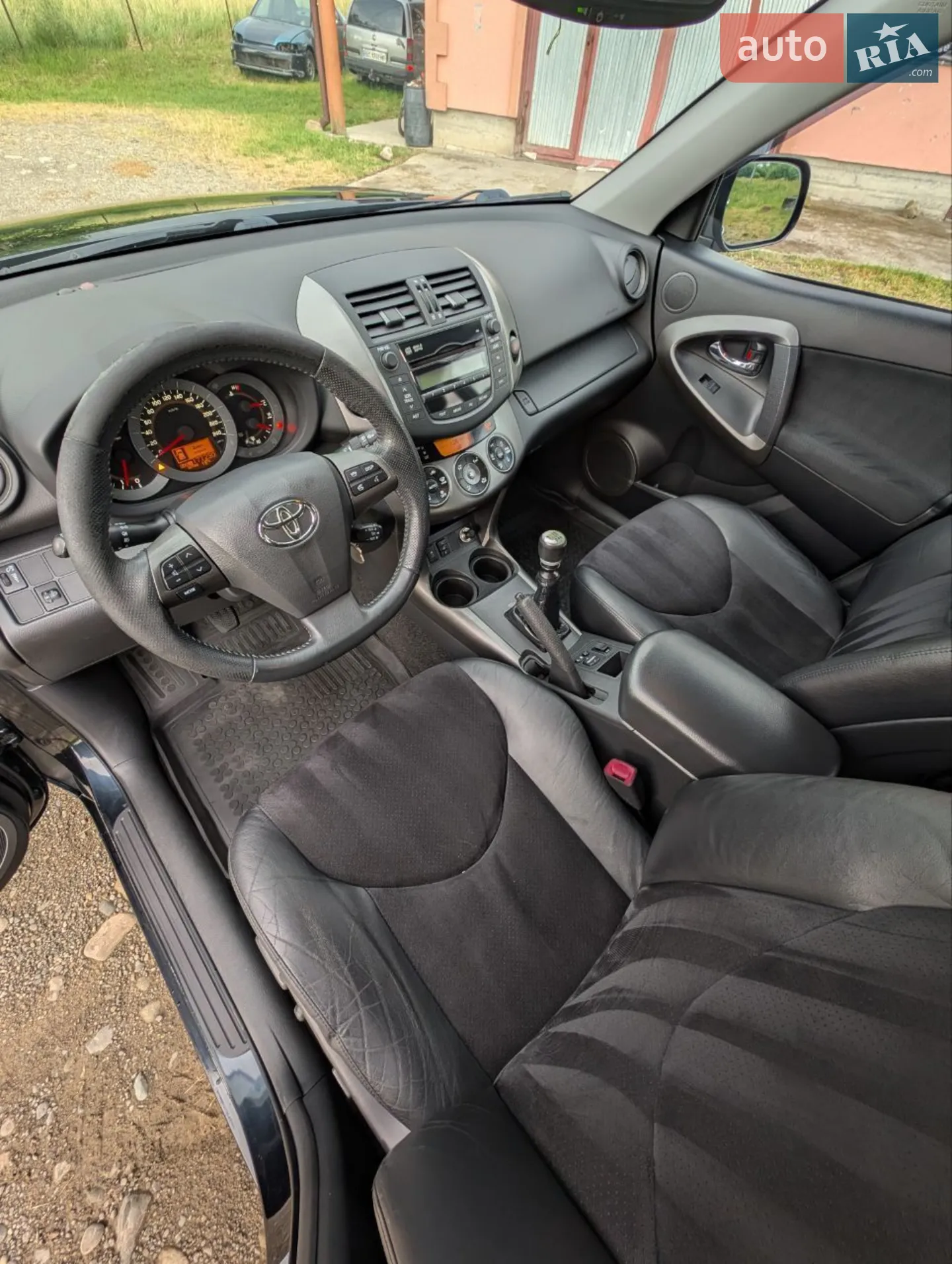 2011 Toyota RAV 4 - мініатюра 10