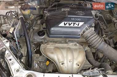 Позашляховик / Кросовер Toyota RAV4 2004 в  фото 7 Позашляховик / Кросовер Toyota RAV4 2004 в