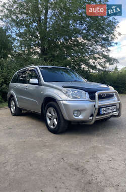 Внедорожник / Кроссовер Toyota RAV4 2004 в Черноморске