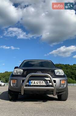 Внедорожник / Кроссовер Toyota RAV4 2002 в  фото 5 Внедорожник / Кроссовер Toyota RAV4 2002 в