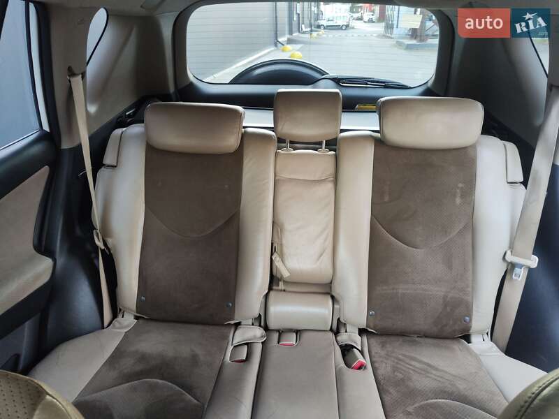 Внедорожник / Кроссовер Toyota RAV4 2012 в Киеве