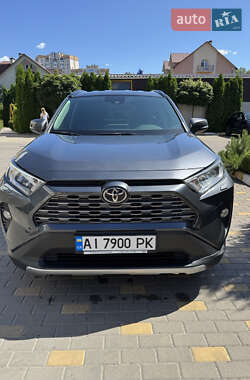 Внедорожник / Кроссовер Toyota RAV4 2021 в Буче