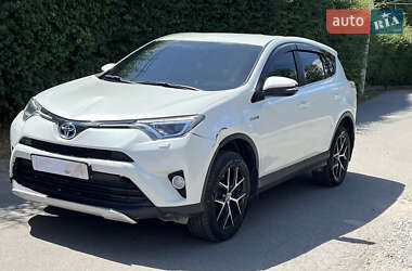Внедорожник / Кроссовер Toyota RAV4 2016 в Виннице