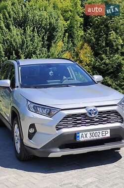 Внедорожник / Кроссовер Toyota RAV4 2019 в Тернополе