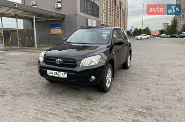 Внедорожник / Кроссовер Toyota RAV4 2007 в Киеве