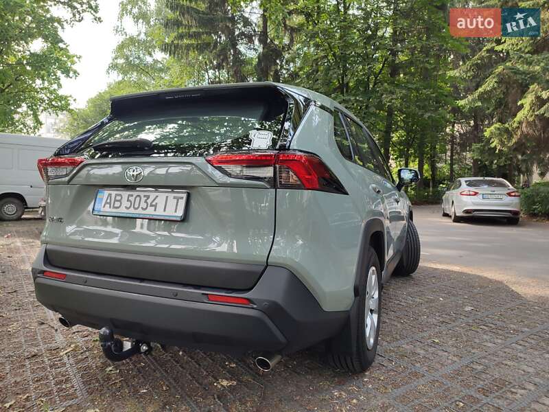 Внедорожник / Кроссовер Toyota RAV4 2022 в Виннице