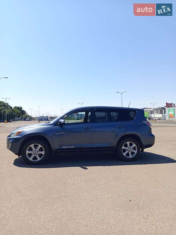 Позашляховик / Кросовер Toyota RAV4 2012 в Одесі