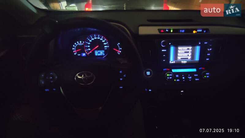 Внедорожник / Кроссовер Toyota RAV4 2013 в Дрогобыче