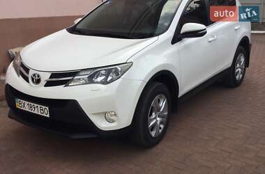 Внедорожник / Кроссовер Toyota RAV4 2014 в Хмельницком