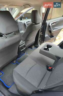 Внедорожник / Кроссовер Toyota RAV4 2021 в 