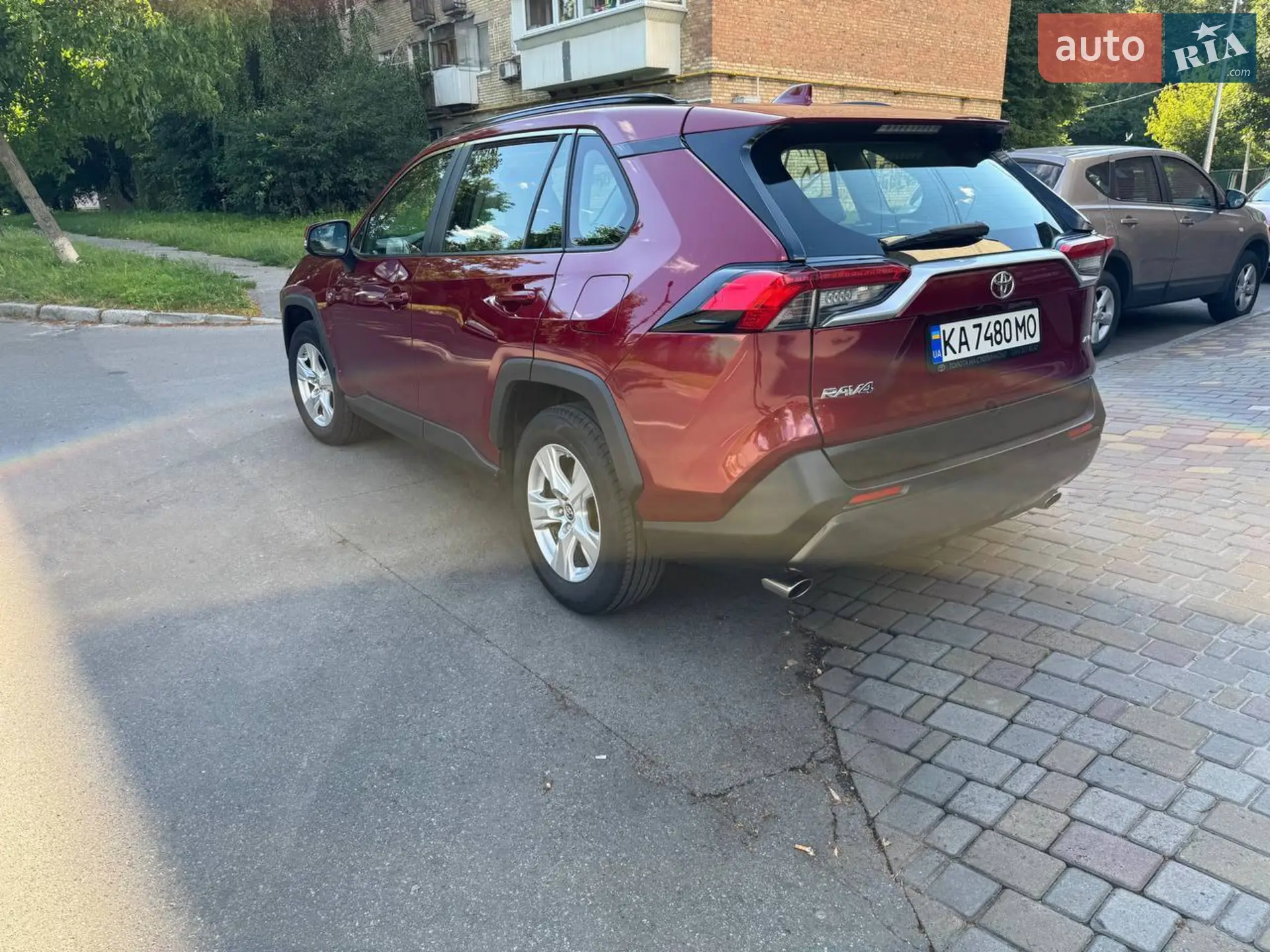 2019 Toyota RAV 4 - мініатюра 3