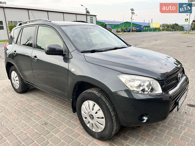 Внедорожник / Кроссовер Toyota RAV4 2007 в Заставной