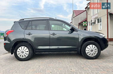 Внедорожник / Кроссовер Toyota RAV4 2007 в 