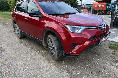 Позашляховик / Кросовер Toyota RAV4 2016 в Львові