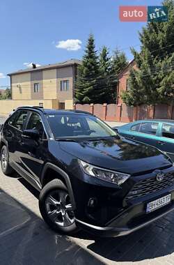 Внедорожник / Кроссовер Toyota RAV4 2024 в Одессе