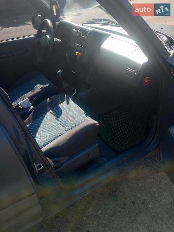 Внедорожник / Кроссовер Toyota RAV4 1998 в Броварах