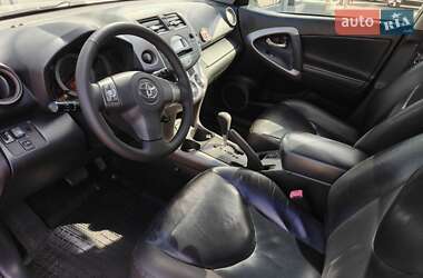 Внедорожник / Кроссовер Toyota RAV4 2007 в 