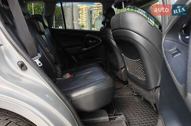Внедорожник / Кроссовер Toyota RAV4 2007 в 
