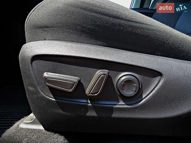 Внедорожник / Кроссовер Toyota RAV4 2022 в Черкассах