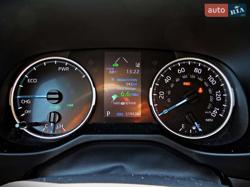 Внедорожник / Кроссовер Toyota RAV4 2022 в Черкассах