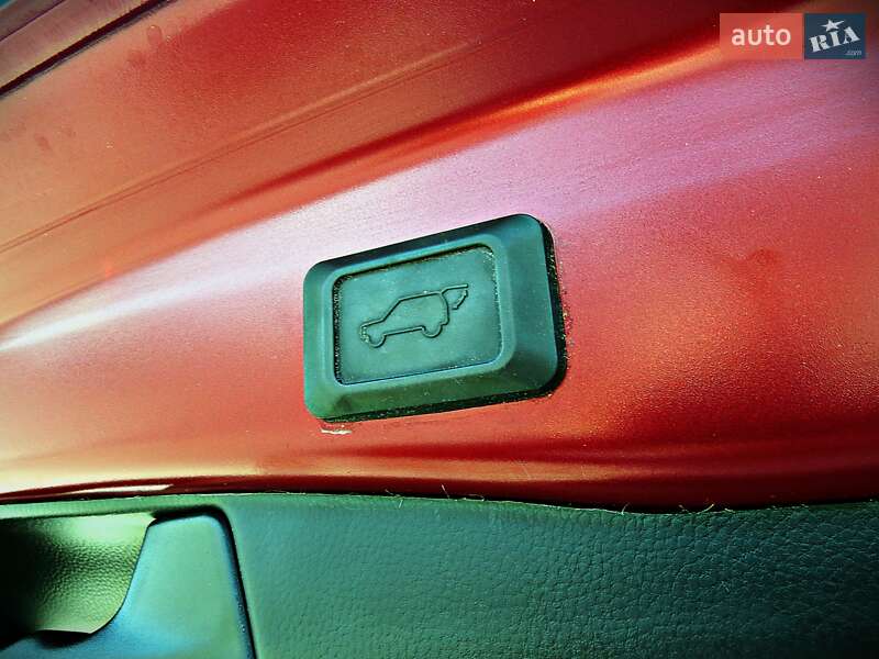 Внедорожник / Кроссовер Toyota RAV4 2022 в Черкассах