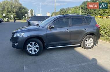 Позашляховик / Кросовер Toyota RAV4 2011 в Києві