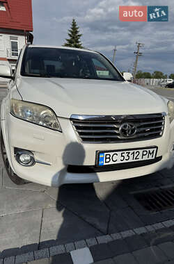 Внедорожник / Кроссовер Toyota RAV4 2010 в Городке