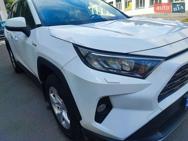 Позашляховик / Кросовер Toyota RAV4 2019 в Києві