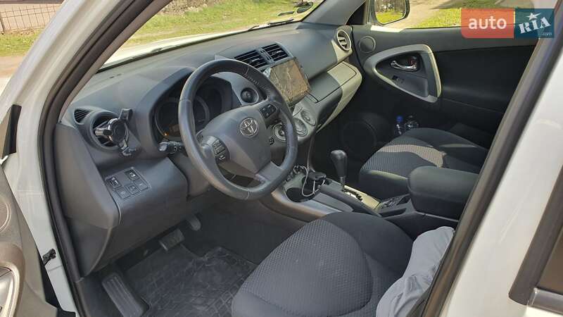 Внедорожник / Кроссовер Toyota RAV4 2012 в Одессе