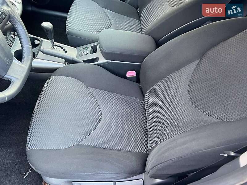 Внедорожник / Кроссовер Toyota RAV4 2011 в Коломые