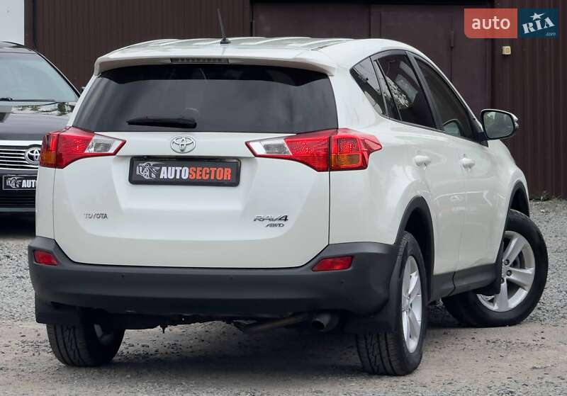 Позашляховик / Кросовер Toyota RAV4 2013 в Харкові