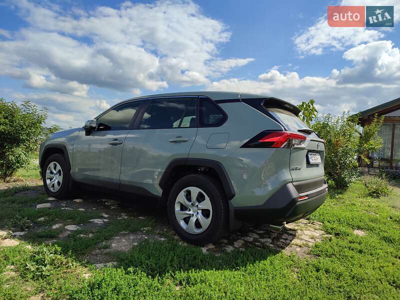 Внедорожник / Кроссовер Toyota RAV4 2022 в Виннице