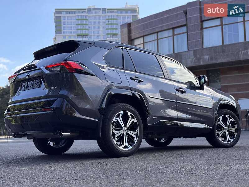 Внедорожник / Кроссовер Toyota RAV4 2022 в Одессе