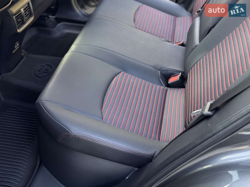 Внедорожник / Кроссовер Toyota RAV4 2022 в Одессе