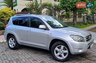Внедорожник / Кроссовер Toyota RAV4 2006 в 